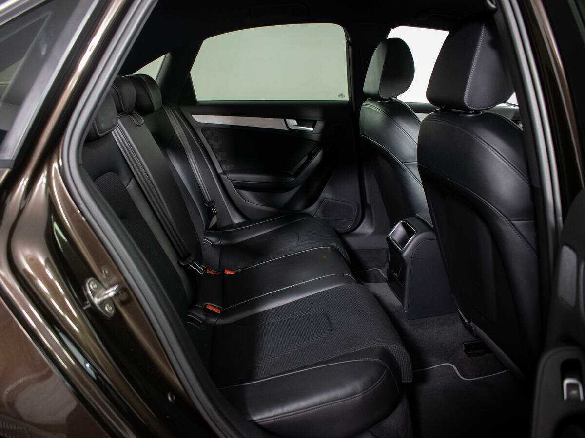 Купить Audi A4 с пробегом. Фото: #8