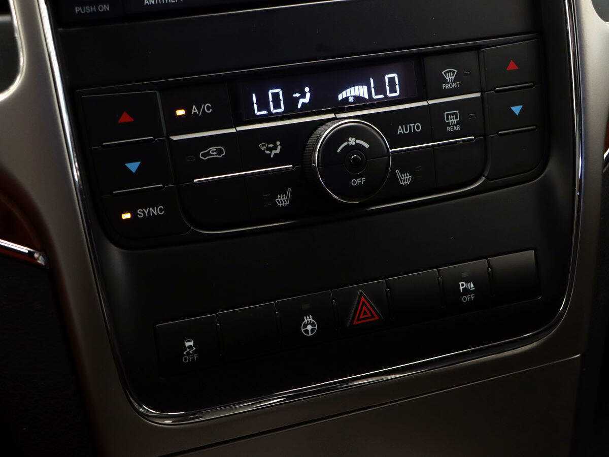 Купить Jeep Grand Cherokee с пробегом. Фото: #15