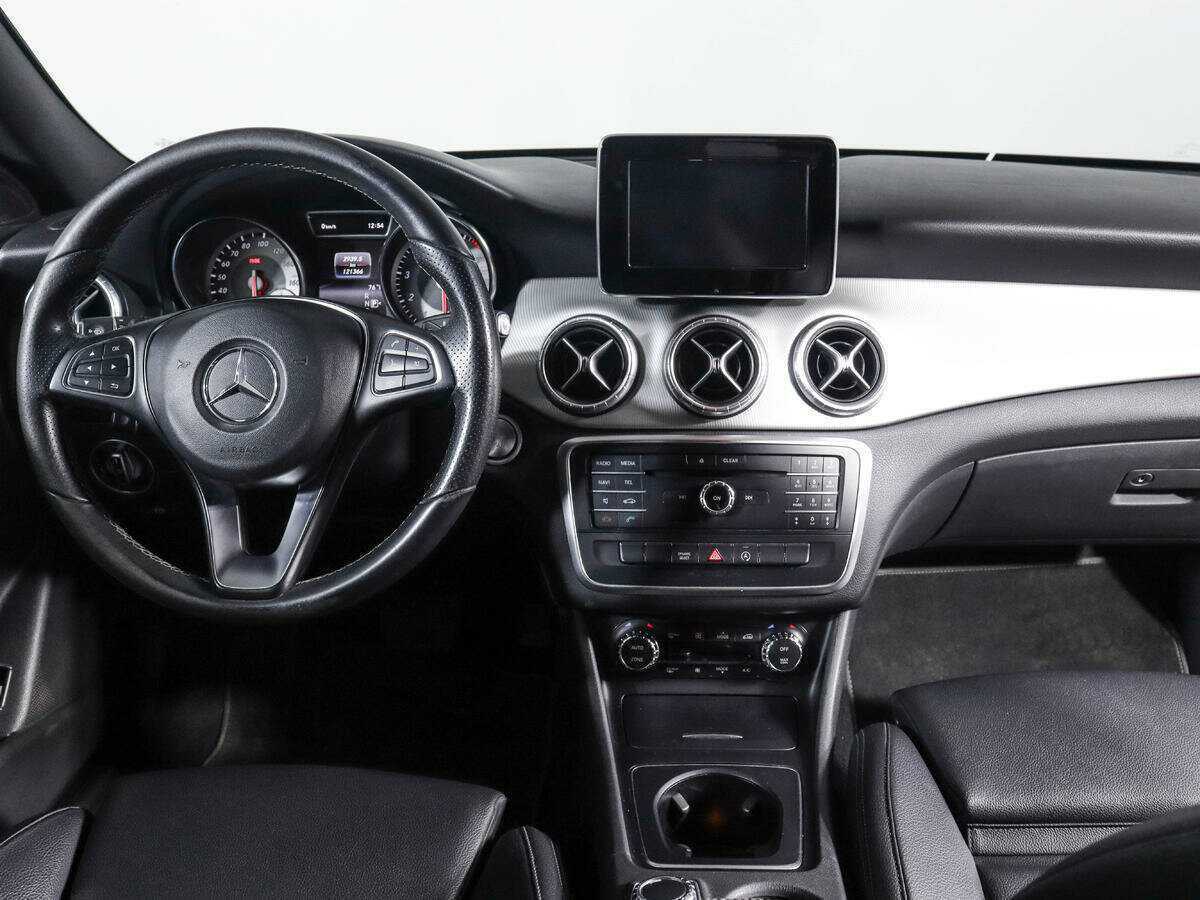 Купить Mercedes-Benz CLA с пробегом. Фото: #11