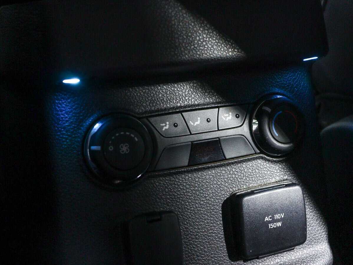 Купить Ford Explorer с пробегом. Фото: #14