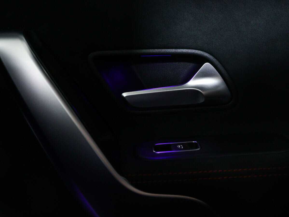 Купить Mercedes-Benz CLA с пробегом. Фото: #22