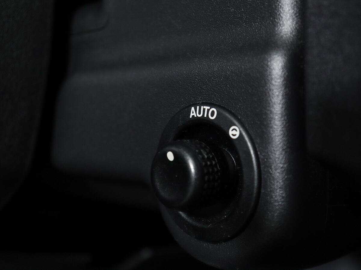 Купить Land Rover Discovery с пробегом. Фото: #20