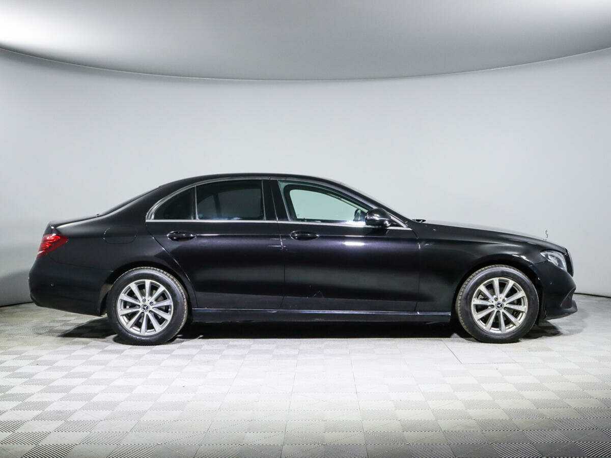Купить Mercedes-Benz E-Класс с пробегом. Фото: #3