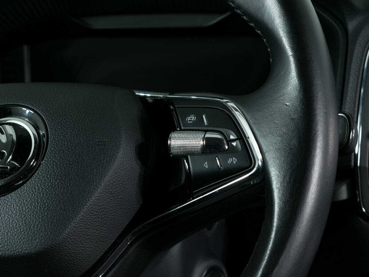 Купить Skoda Karoq с пробегом. Фото: #14
