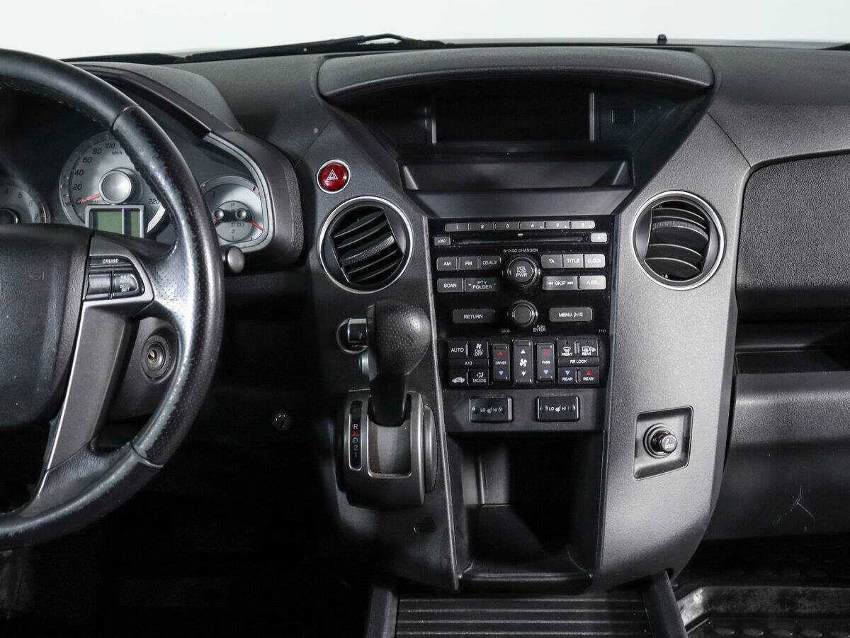 Купить Honda Pilot с пробегом. Фото: #11