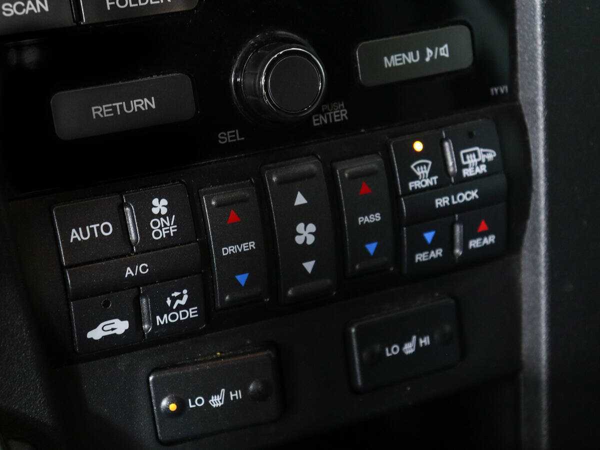 Купить Honda Pilot с пробегом. Фото: #14