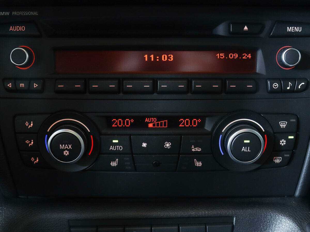 Купить BMW X1 с пробегом. Фото: #14