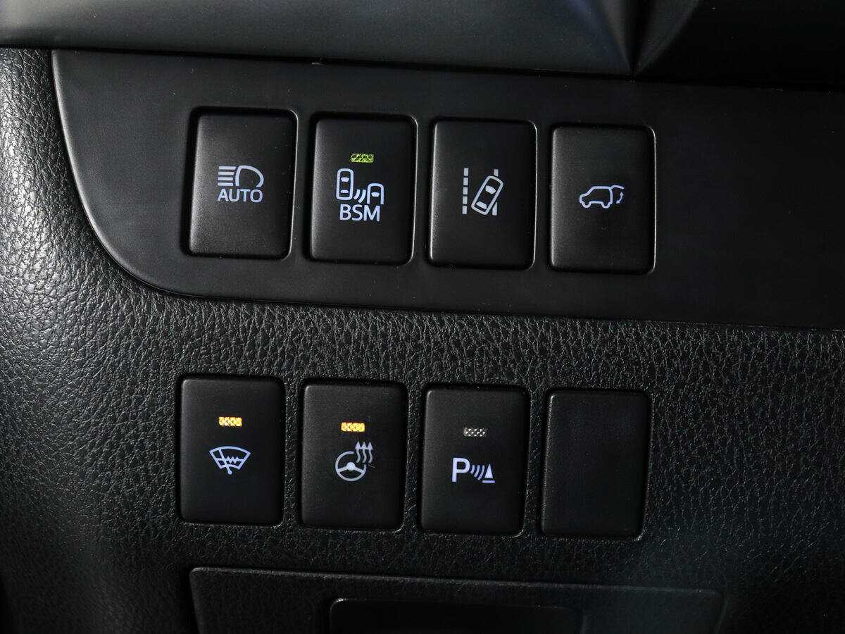 Купить Toyota Highlander с пробегом. Фото: #21