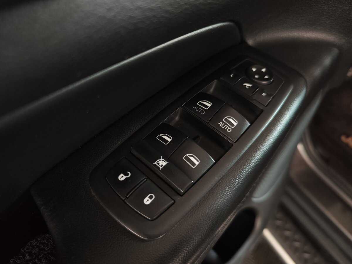 Купить Jeep Grand Cherokee с пробегом. Фото: #19