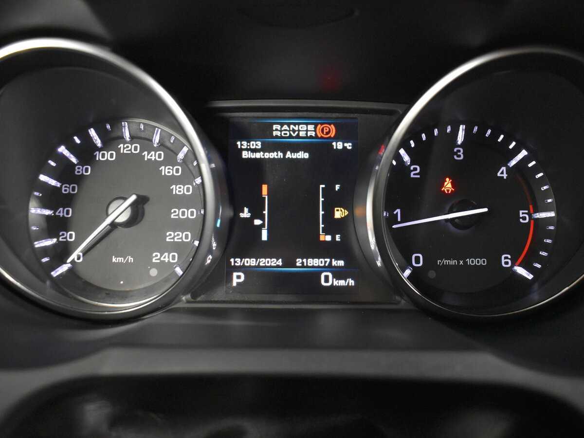 Купить Land Rover Range Rover Evoque с пробегом. Фото: #19