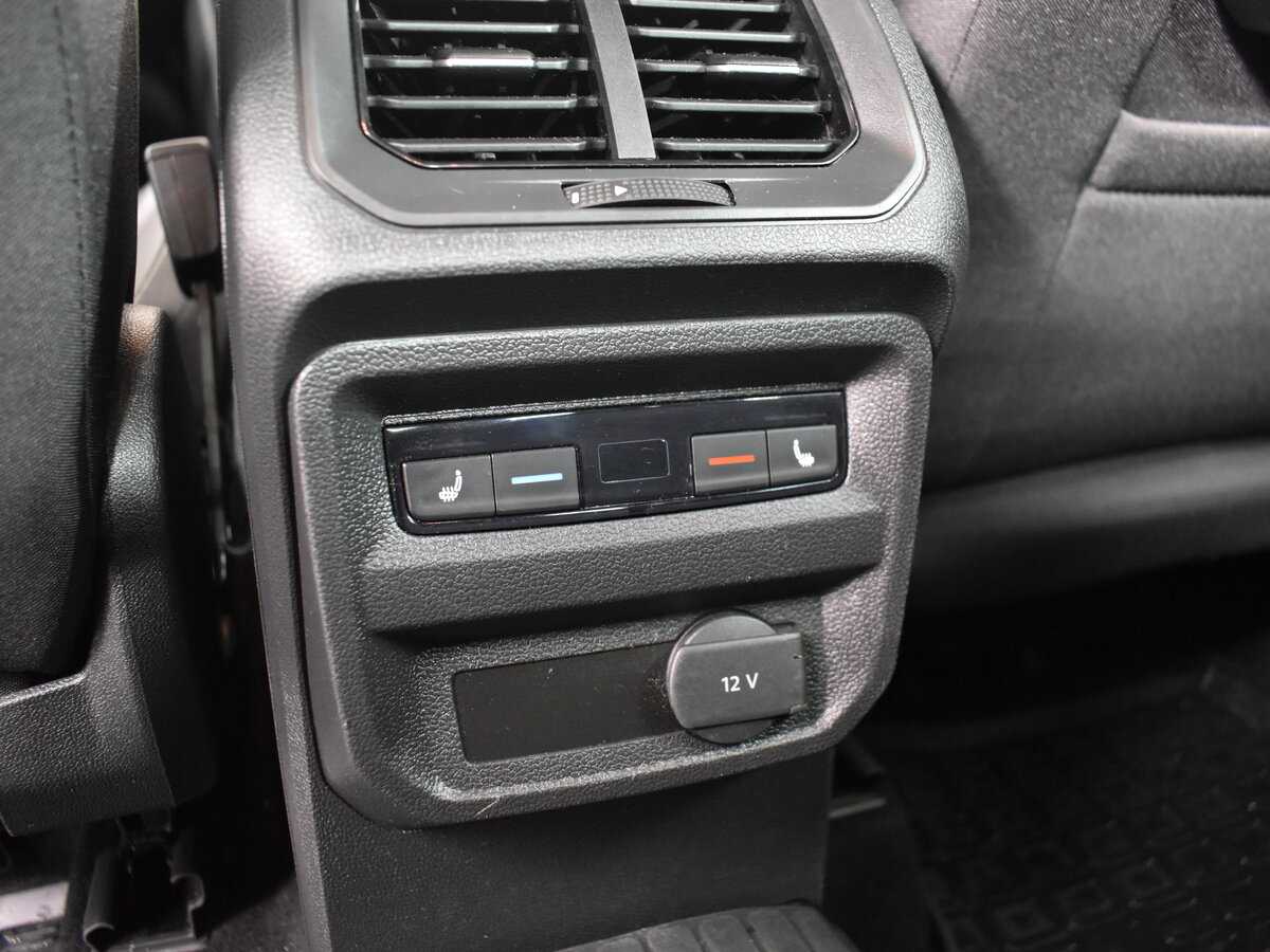 Купить Volkswagen Tiguan с пробегом. Фото: #8