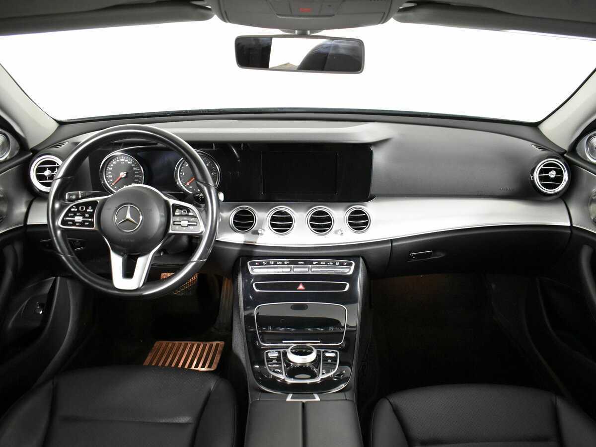 Купить Mercedes-Benz E-Класс с пробегом. Фото: #9