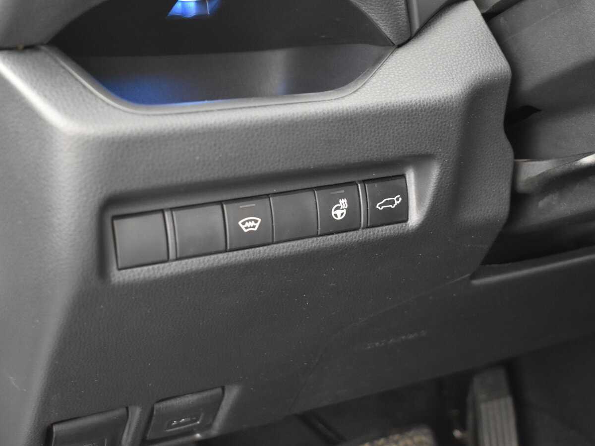 Купить Toyota RAV4 с пробегом. Фото: #14