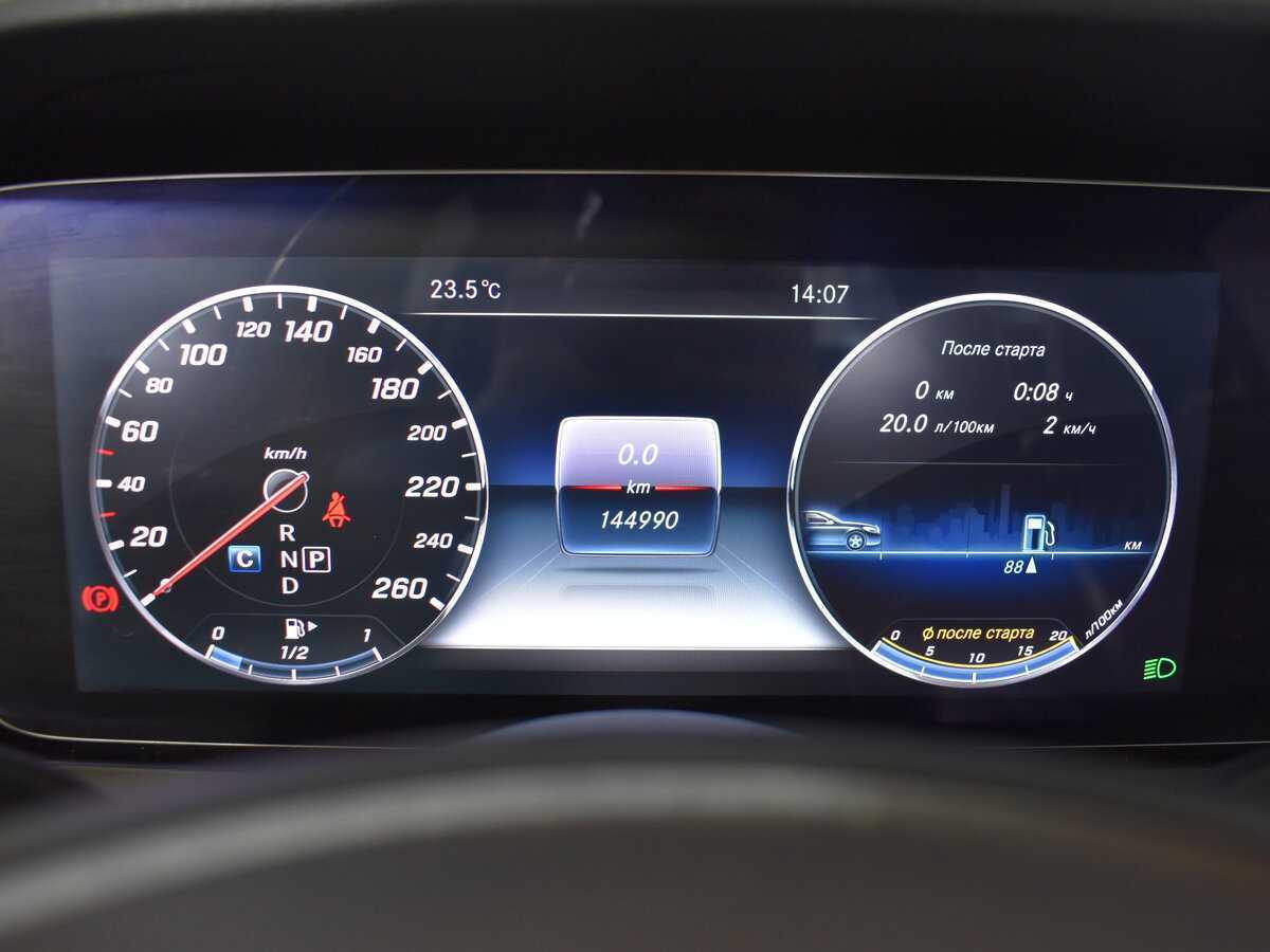 Купить Mercedes-Benz E-Класс с пробегом. Фото: #10