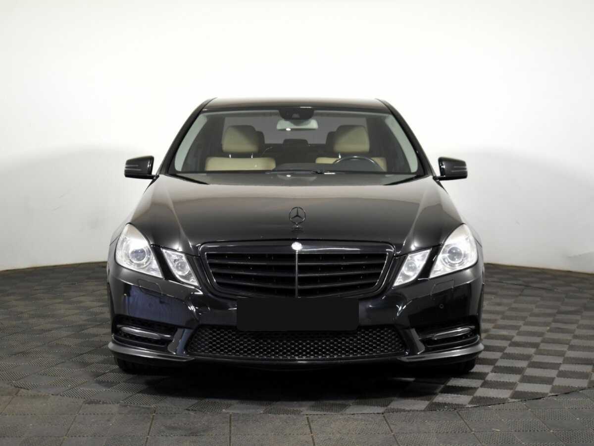 Купить Mercedes-Benz E-Класс с пробегом. Фото: #1