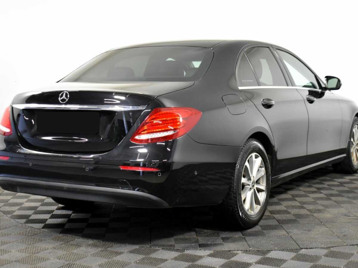 Купить Mercedes-Benz E-Класс с пробегом. Фото: #2