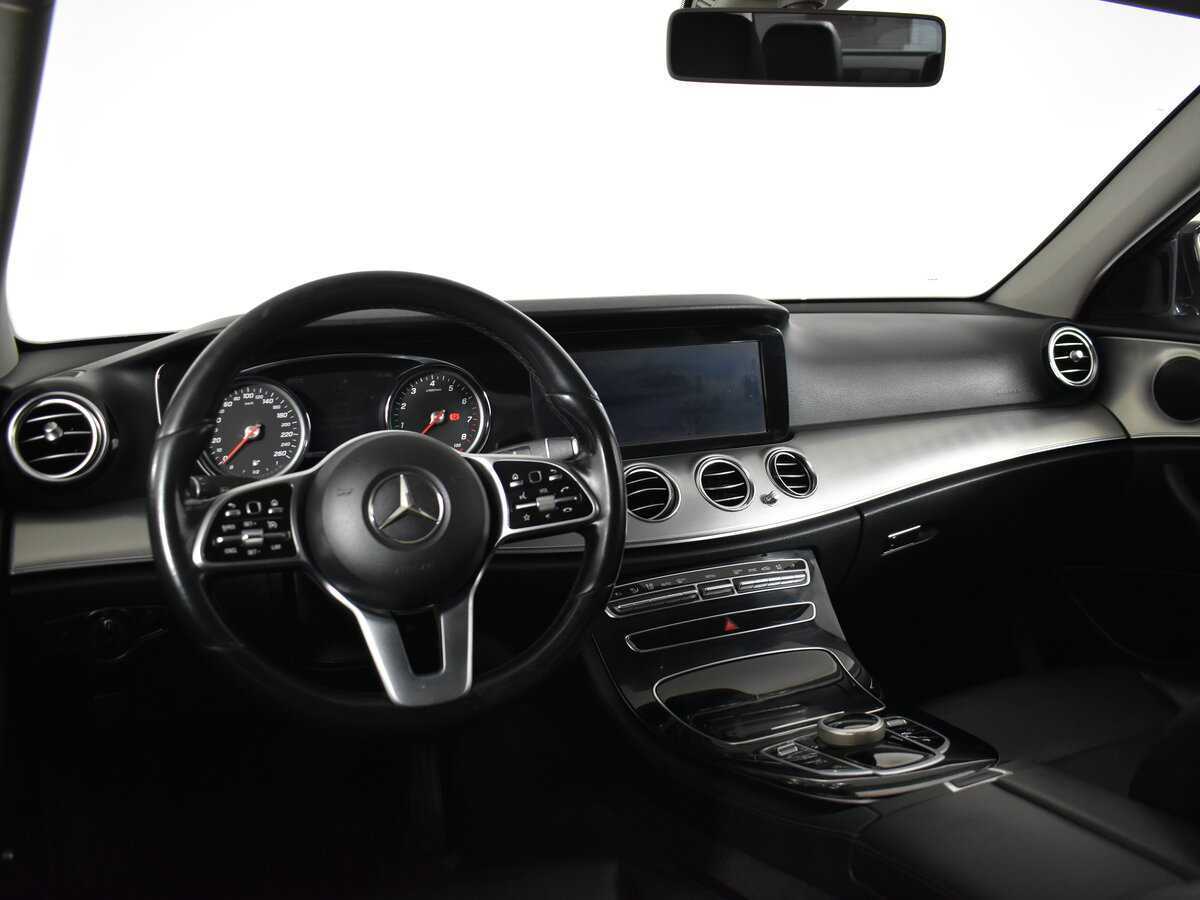 Купить Mercedes-Benz E-Класс с пробегом. Фото: #10