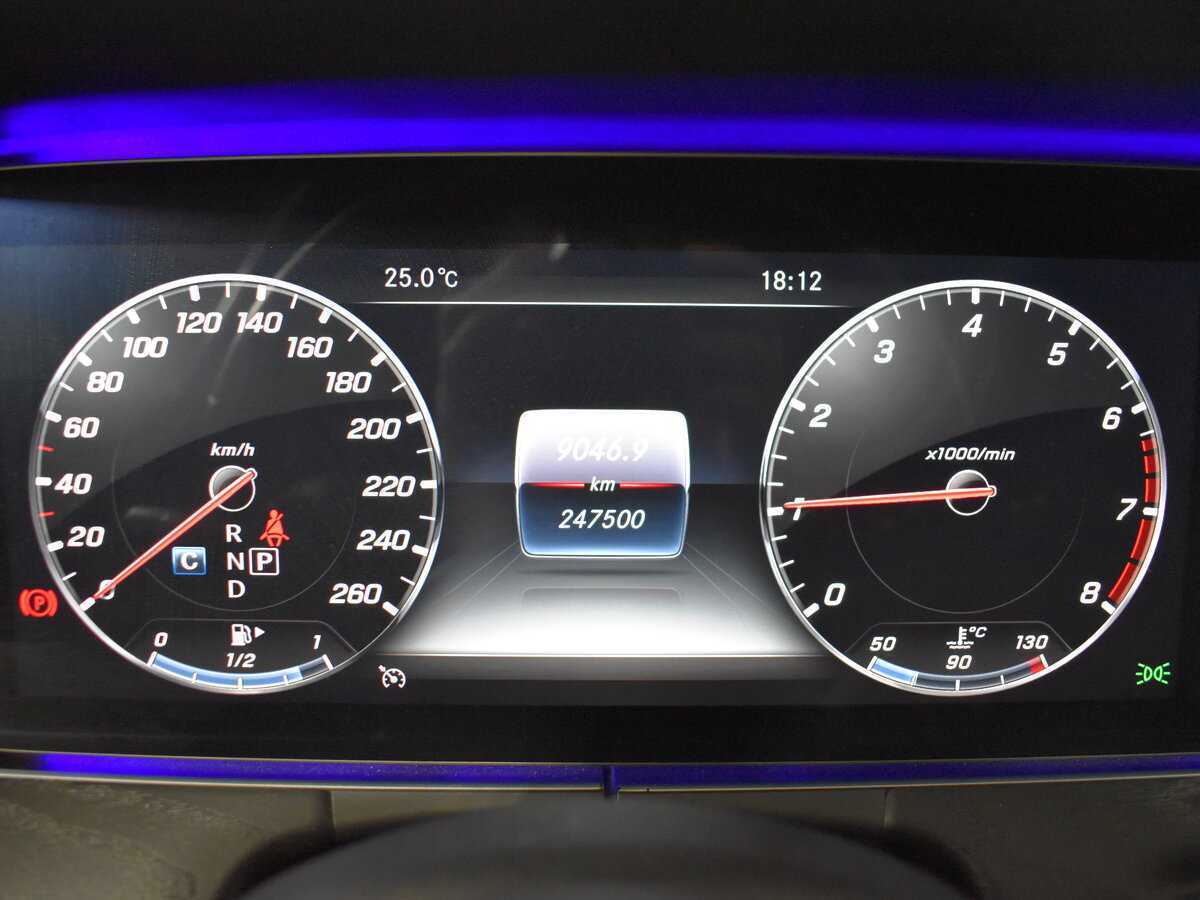 Купить Mercedes-Benz E-Класс с пробегом. Фото: #11