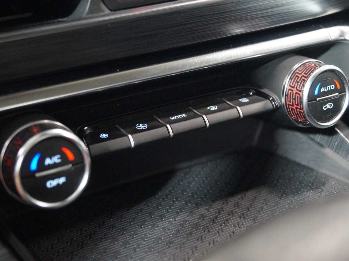 Купить Geely Tugella с пробегом. Фото: #17