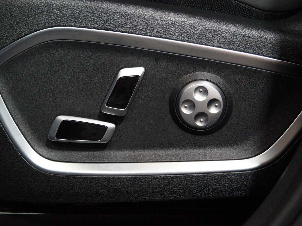 Купить Geely Tugella с пробегом. Фото: #26