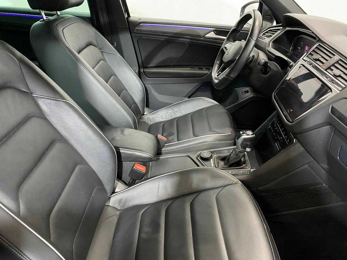 Купить Volkswagen Tiguan с пробегом. Фото: #9