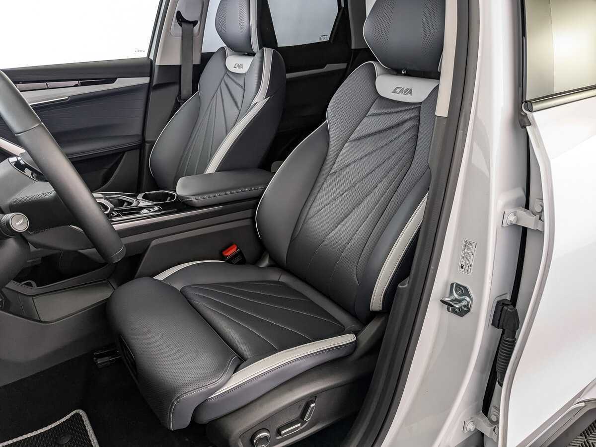 Купить Geely Atlas с пробегом. Фото: #14