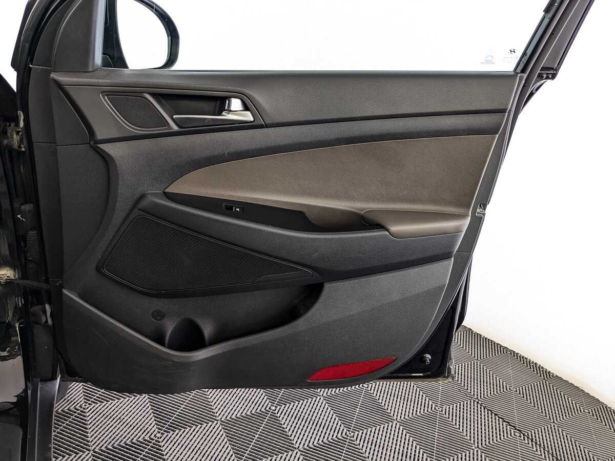 Купить Hyundai Tucson с пробегом. Фото: #18