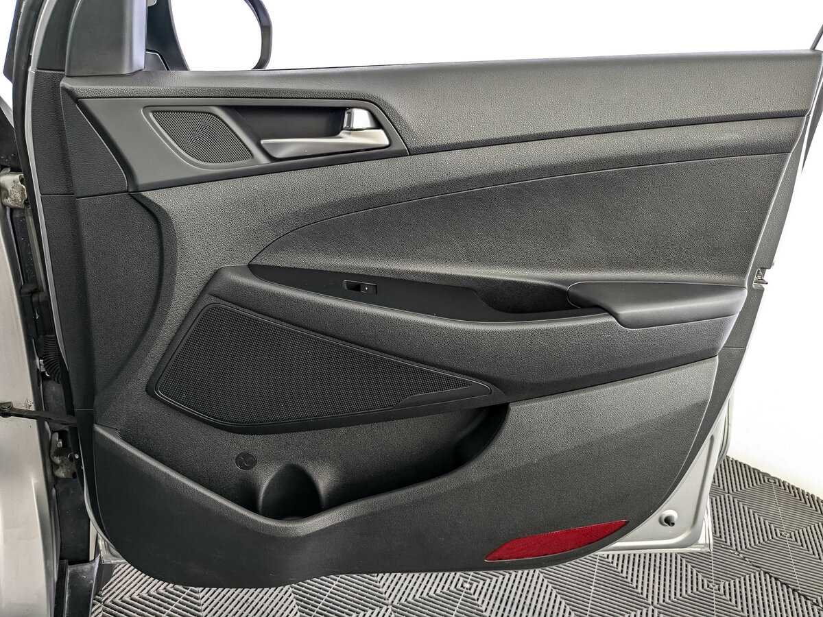 Купить Hyundai Tucson с пробегом. Фото: #20