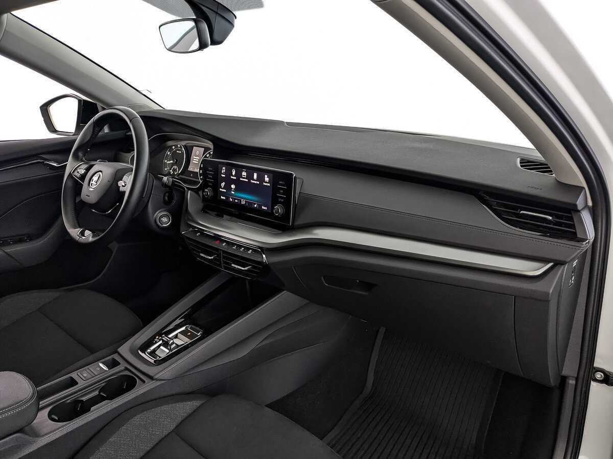 Купить Skoda Octavia с пробегом. Фото: #8