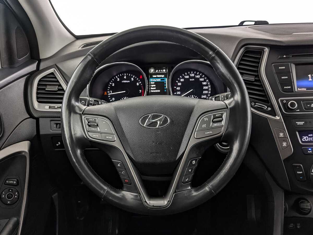 Купить Hyundai Santa Fe с пробегом. Фото: #17