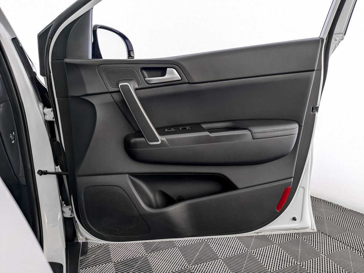 Купить Kia Sportage с пробегом. Фото: #19