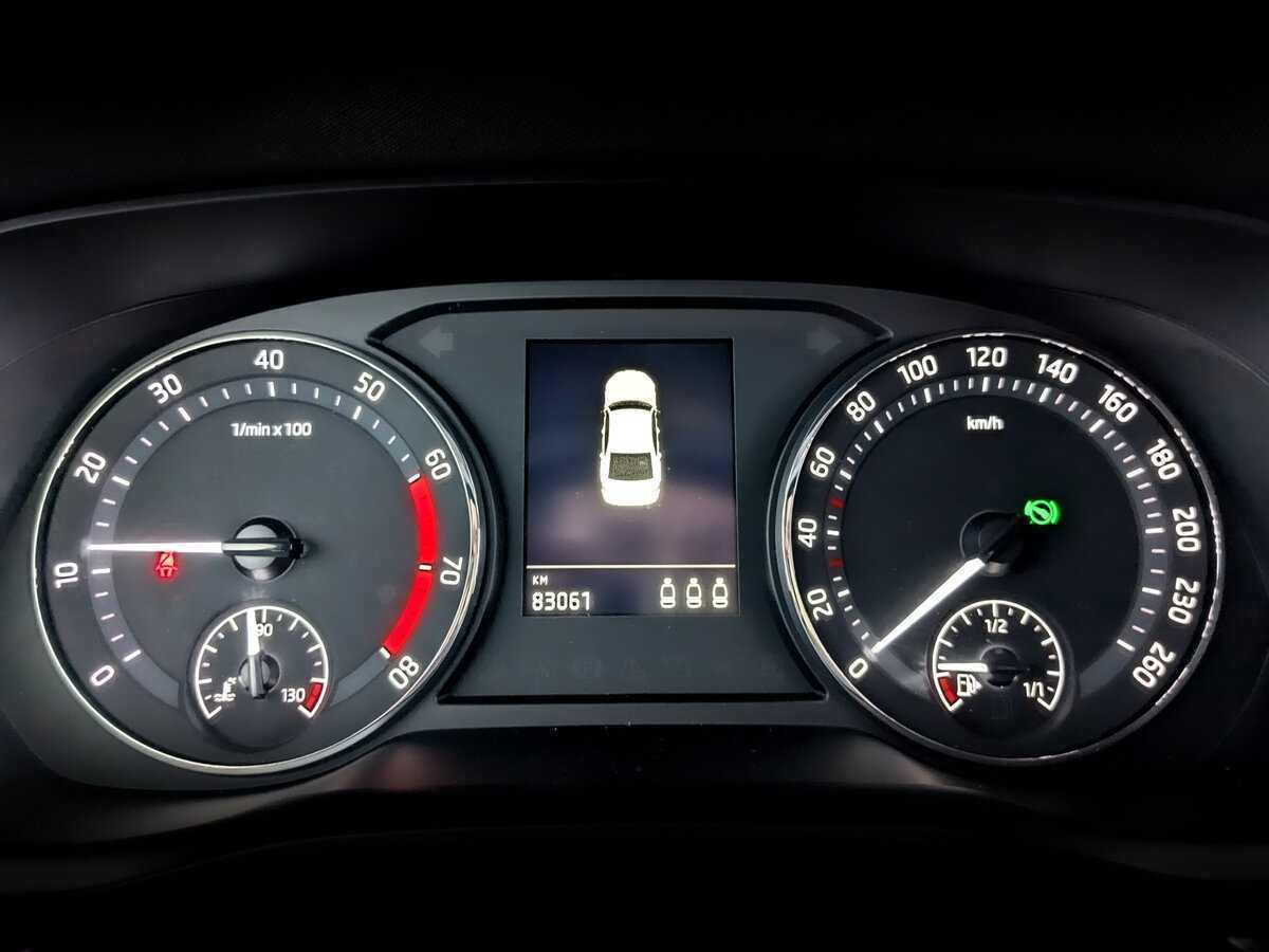 Купить Skoda Octavia с пробегом. Фото: #10