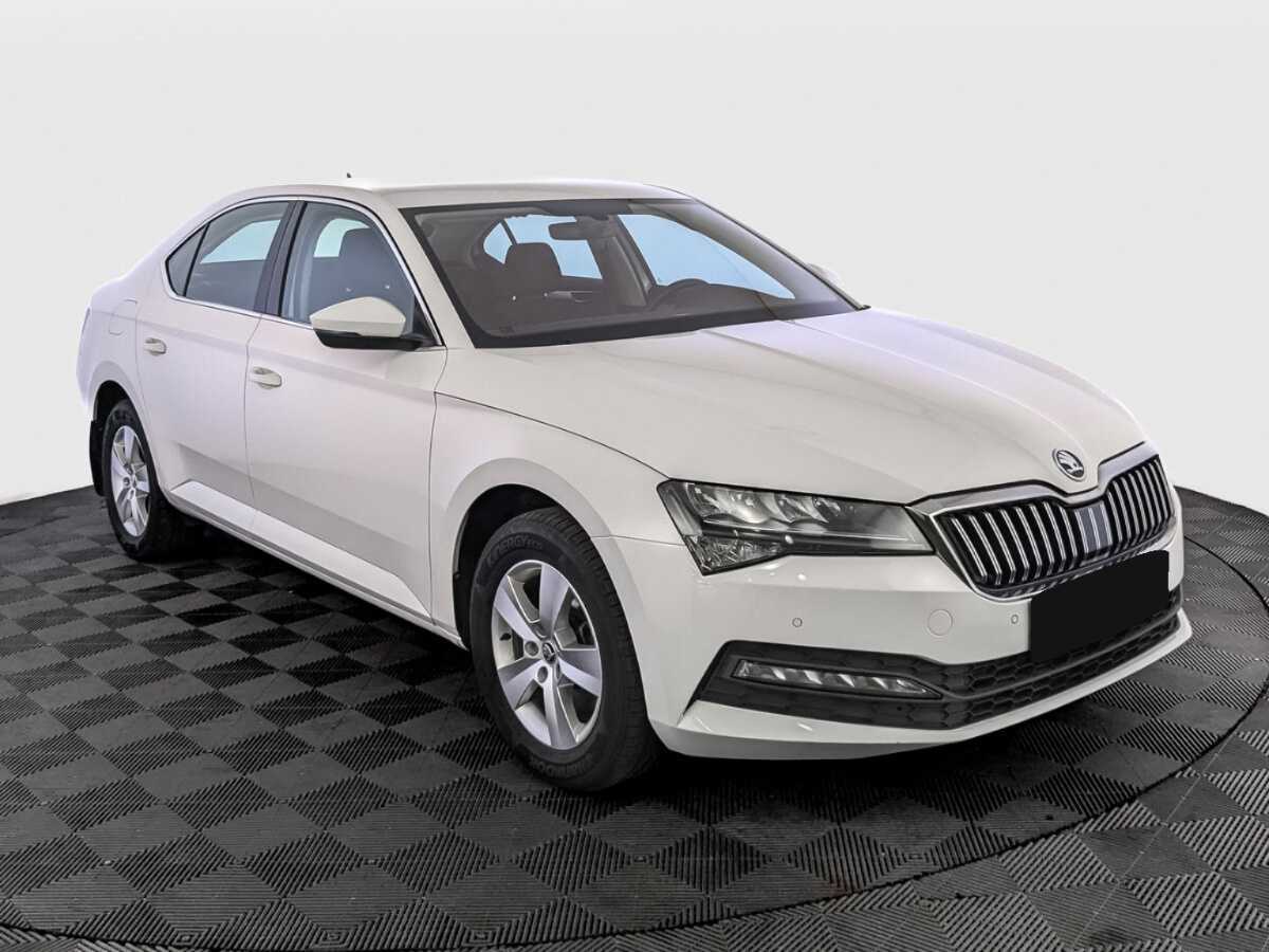 Купить Skoda Superb с пробегом. Фото: #2