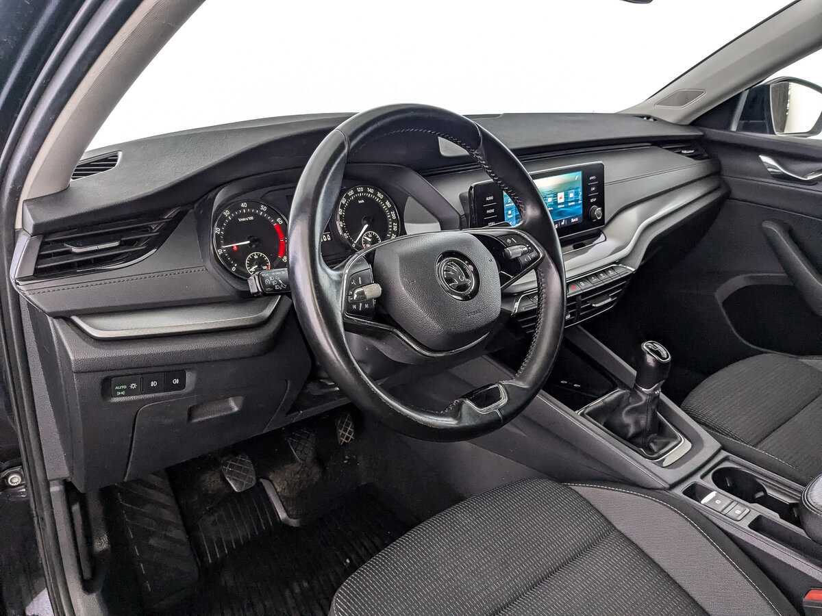Купить Skoda Octavia с пробегом. Фото: #10