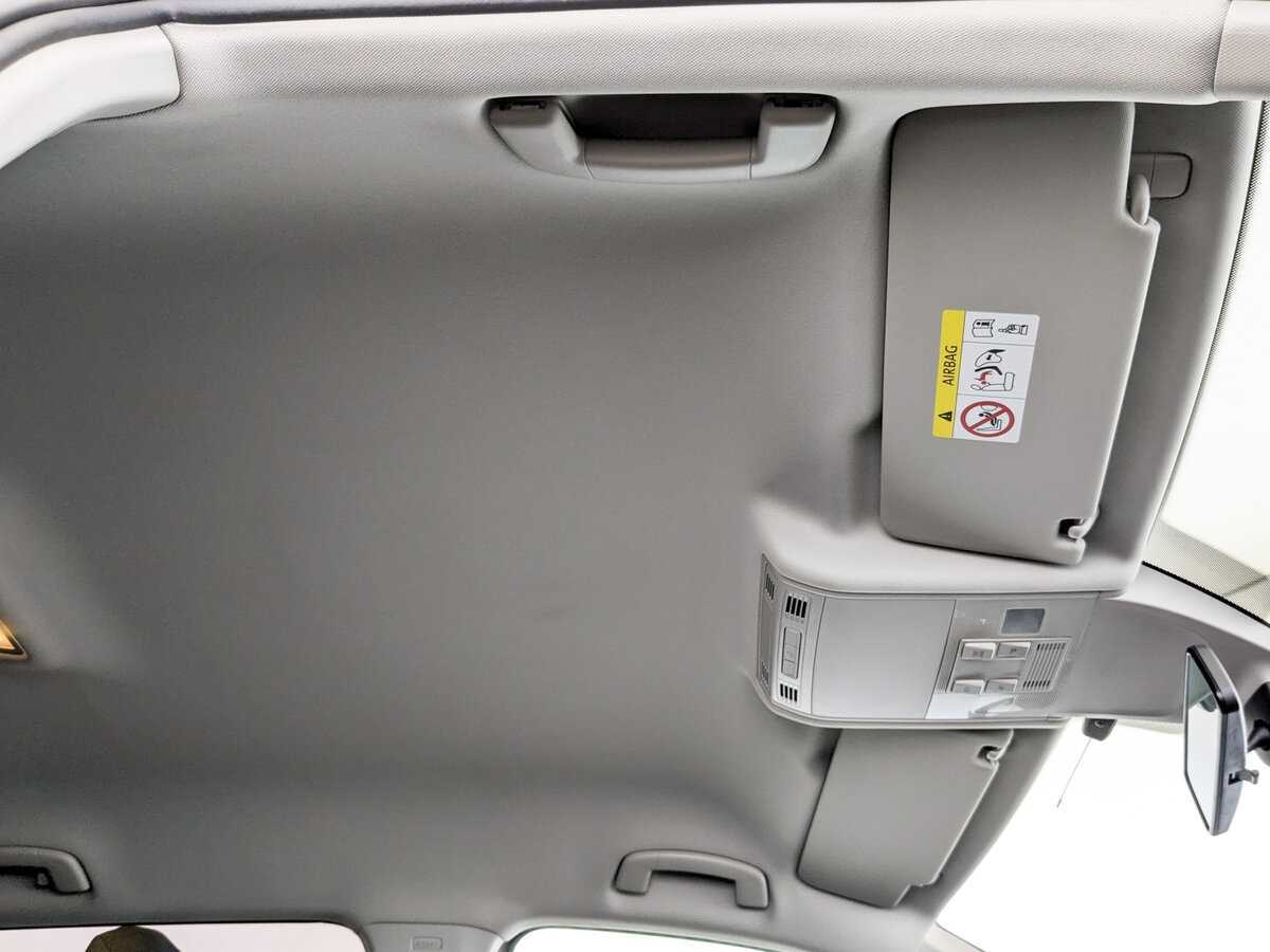 Купить Volkswagen Tiguan с пробегом. Фото: #17