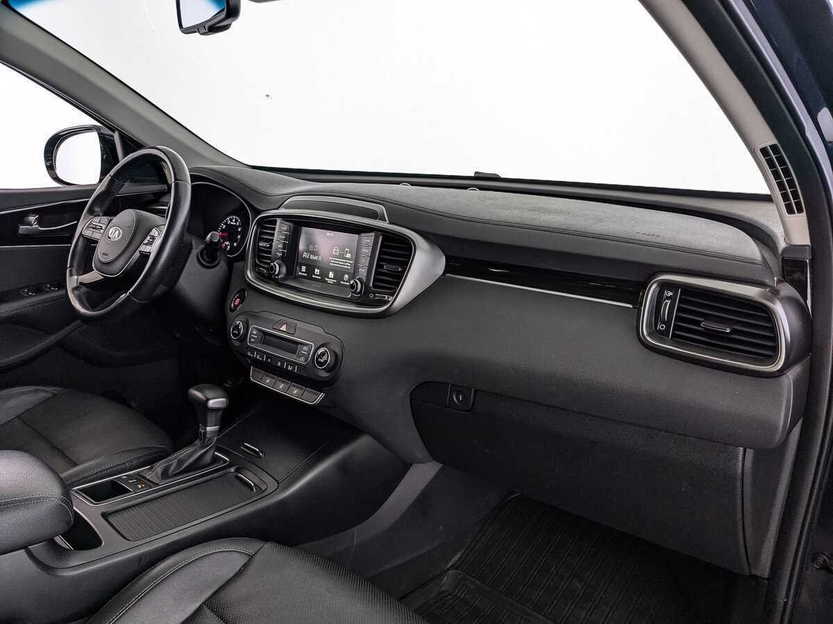 Купить Kia Sorento с пробегом. Фото: #8