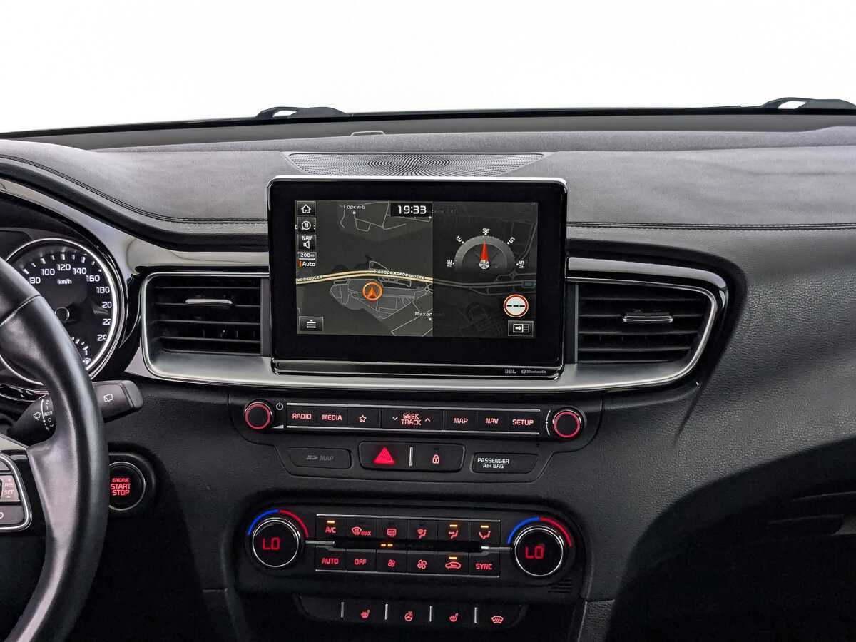 Купить Kia Ceed с пробегом. Фото: #11