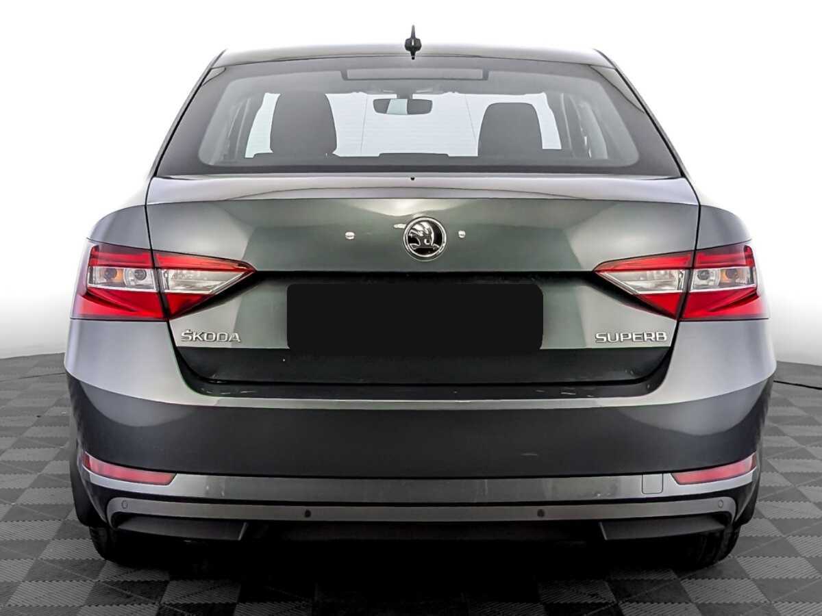 Купить Skoda Superb с пробегом. Фото: #5
