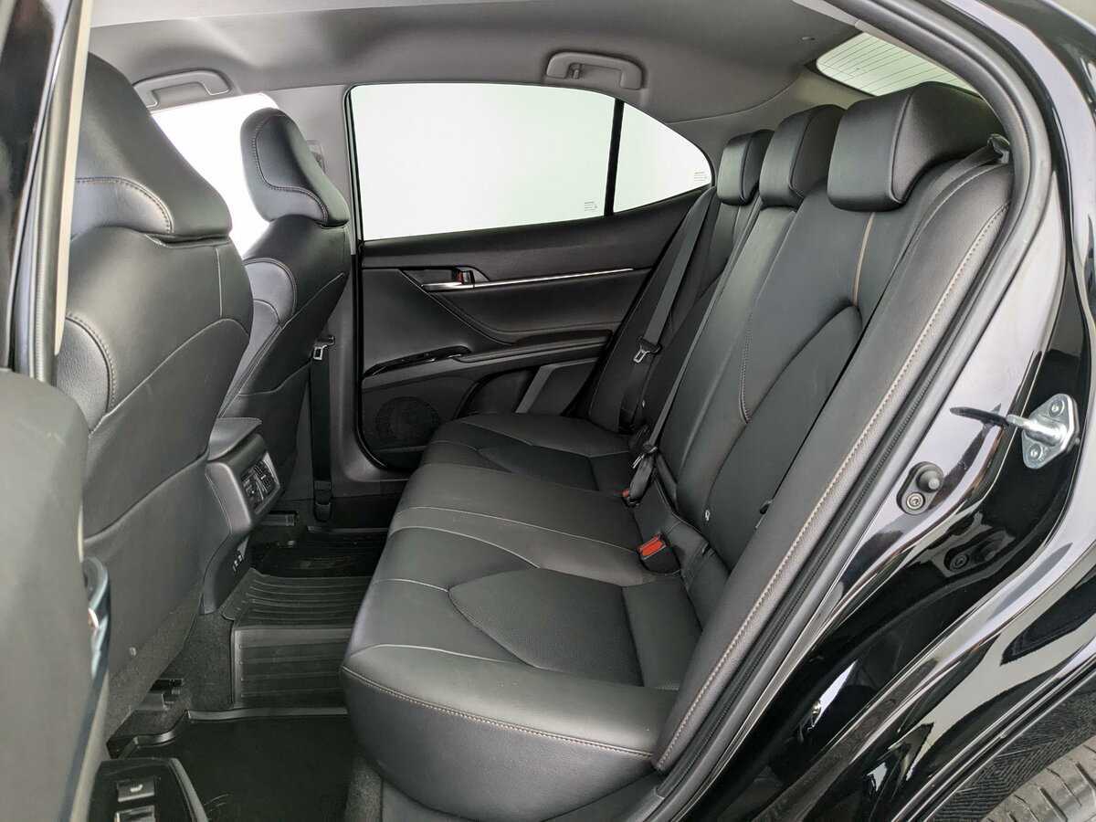 Купить Toyota Camry с пробегом. Фото: #8