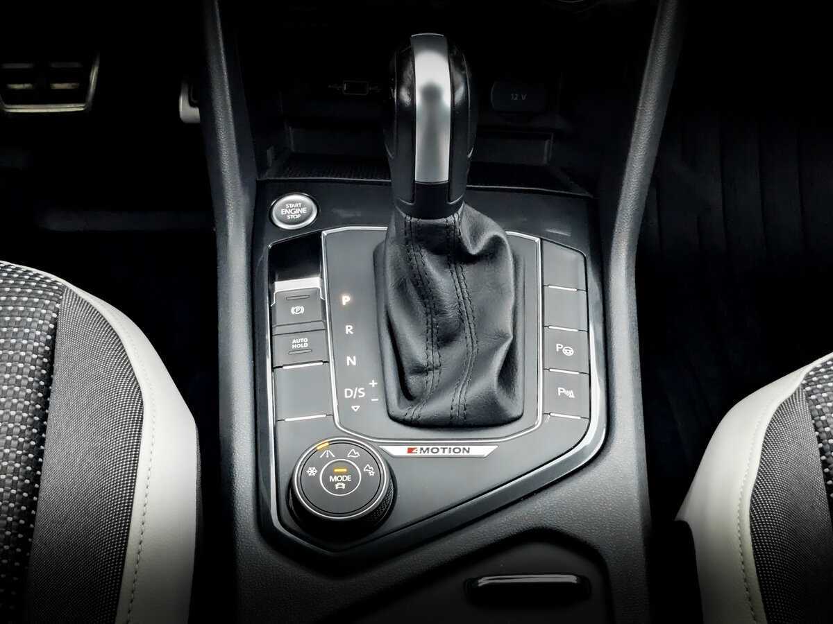 Купить Volkswagen Tiguan с пробегом. Фото: #23