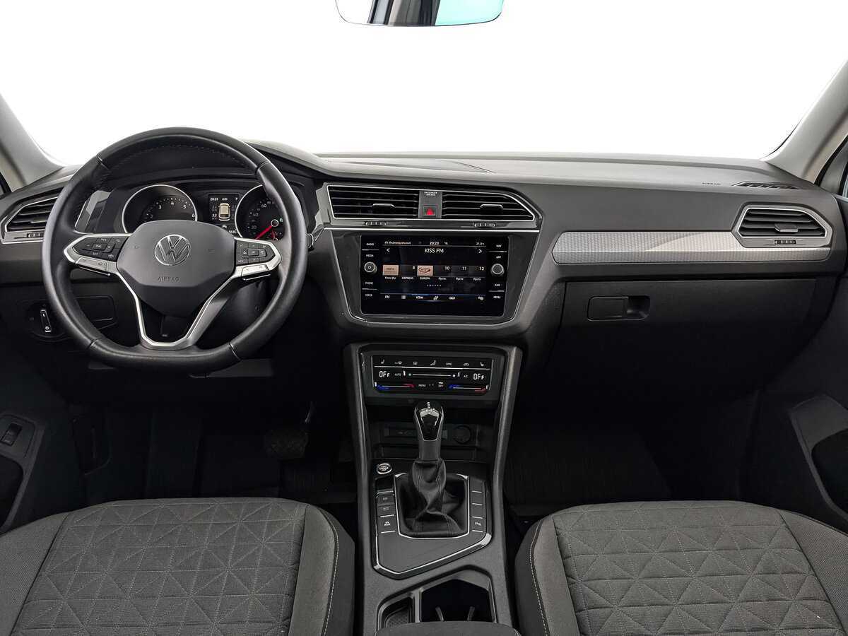 Купить Volkswagen Tiguan с пробегом. Фото: #9