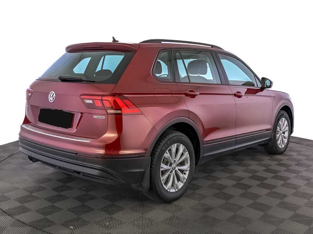 Купить Volkswagen Tiguan с пробегом. Фото: #4