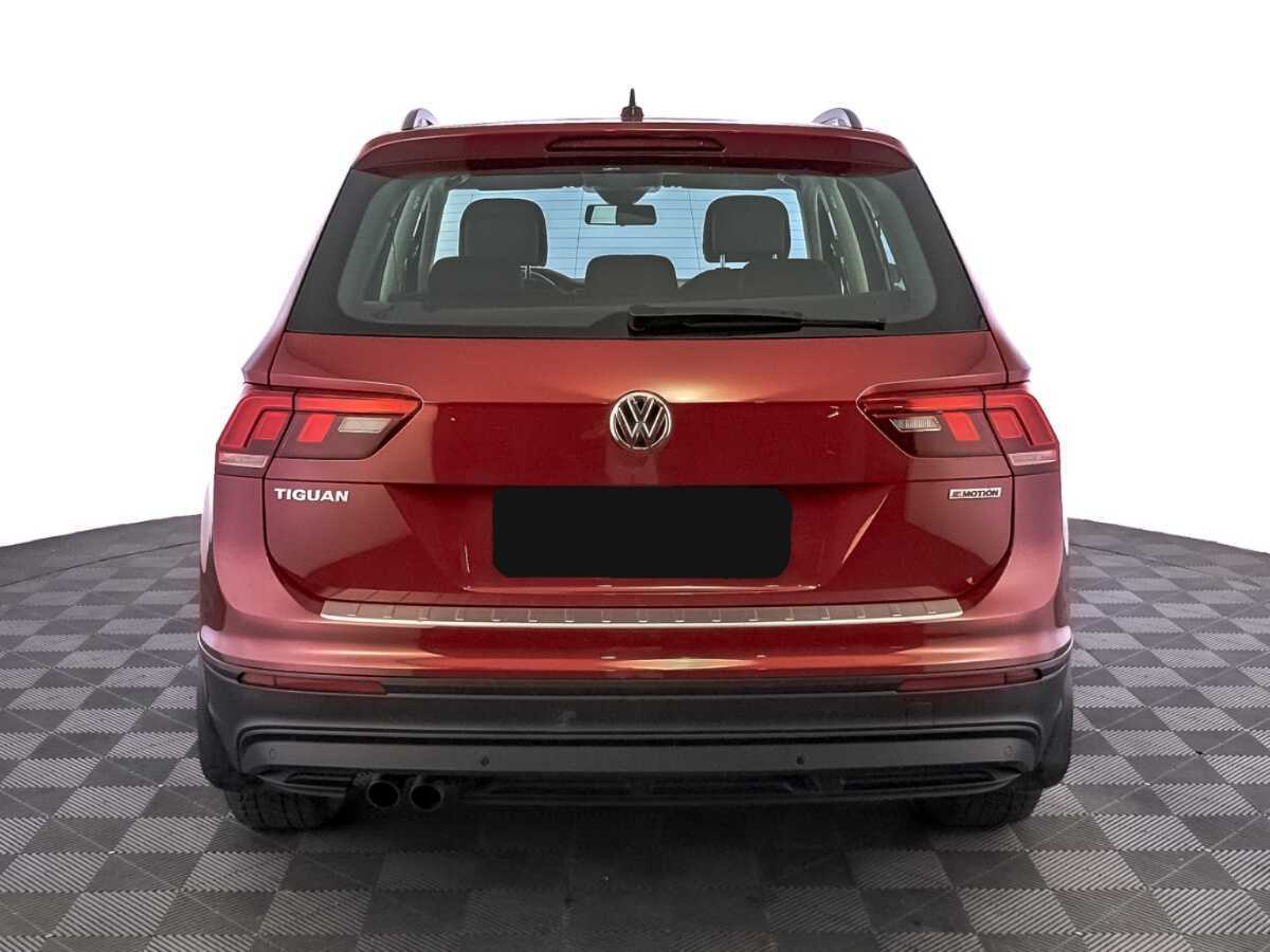 Купить Volkswagen Tiguan с пробегом. Фото: #5