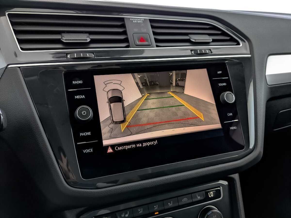 Купить Volkswagen Tiguan с пробегом. Фото: #22