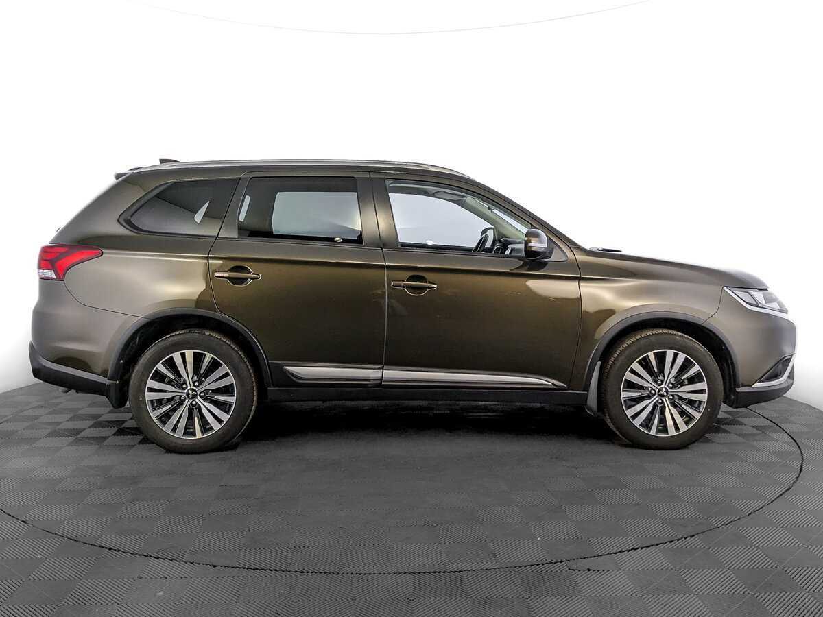 Купить Mitsubishi Outlander с пробегом. Фото: #3