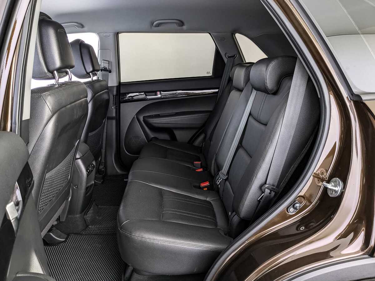Купить Kia Sorento с пробегом. Фото: #13