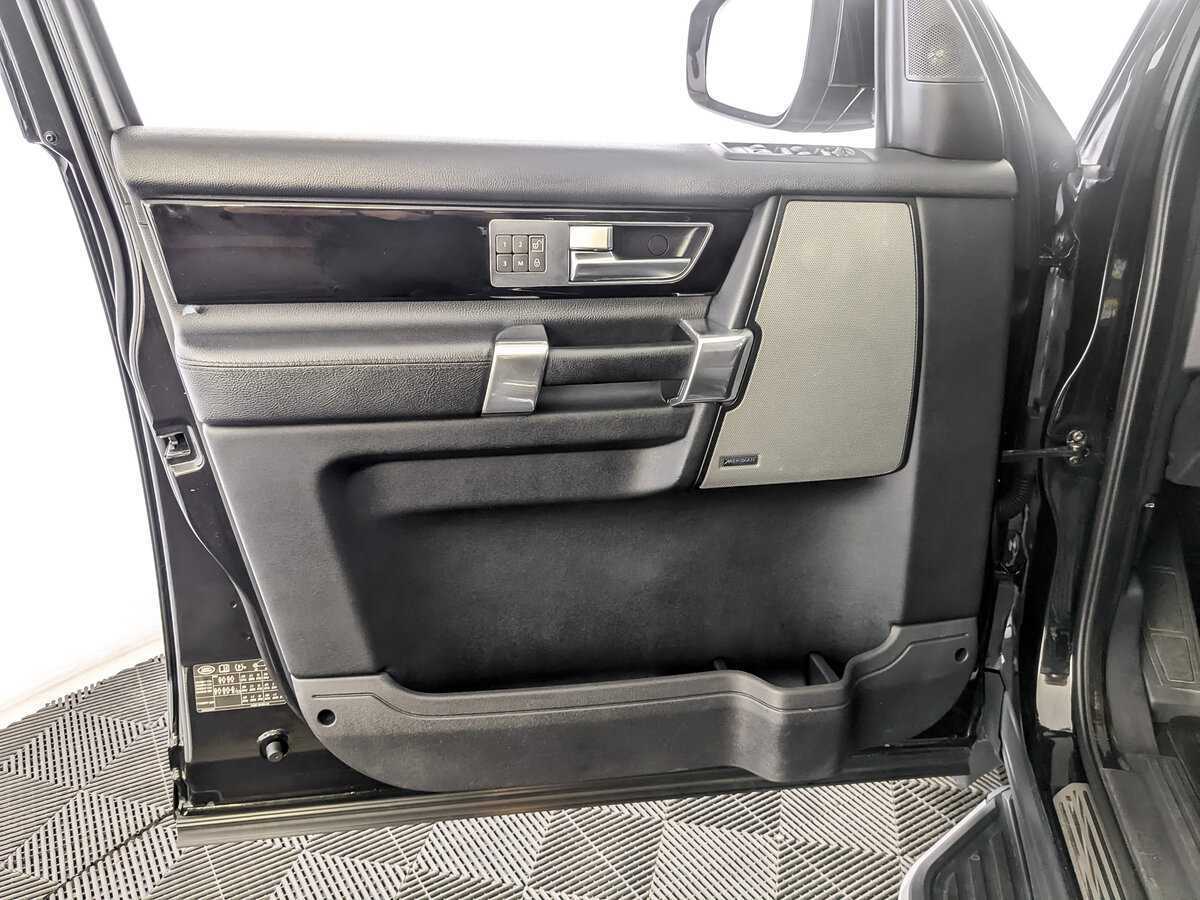 Купить Land Rover Discovery с пробегом. Фото: #14
