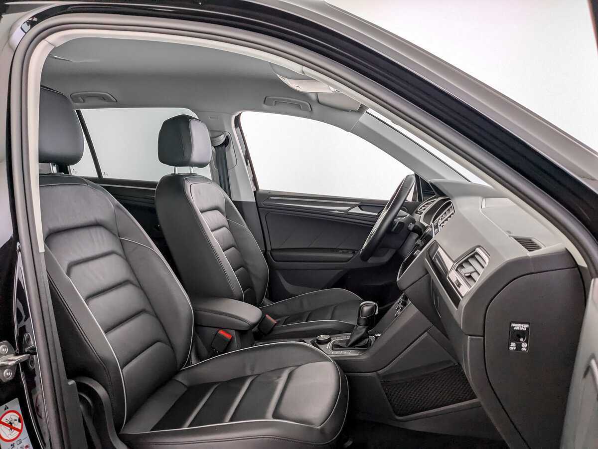 Купить Volkswagen Tiguan с пробегом. Фото: #19