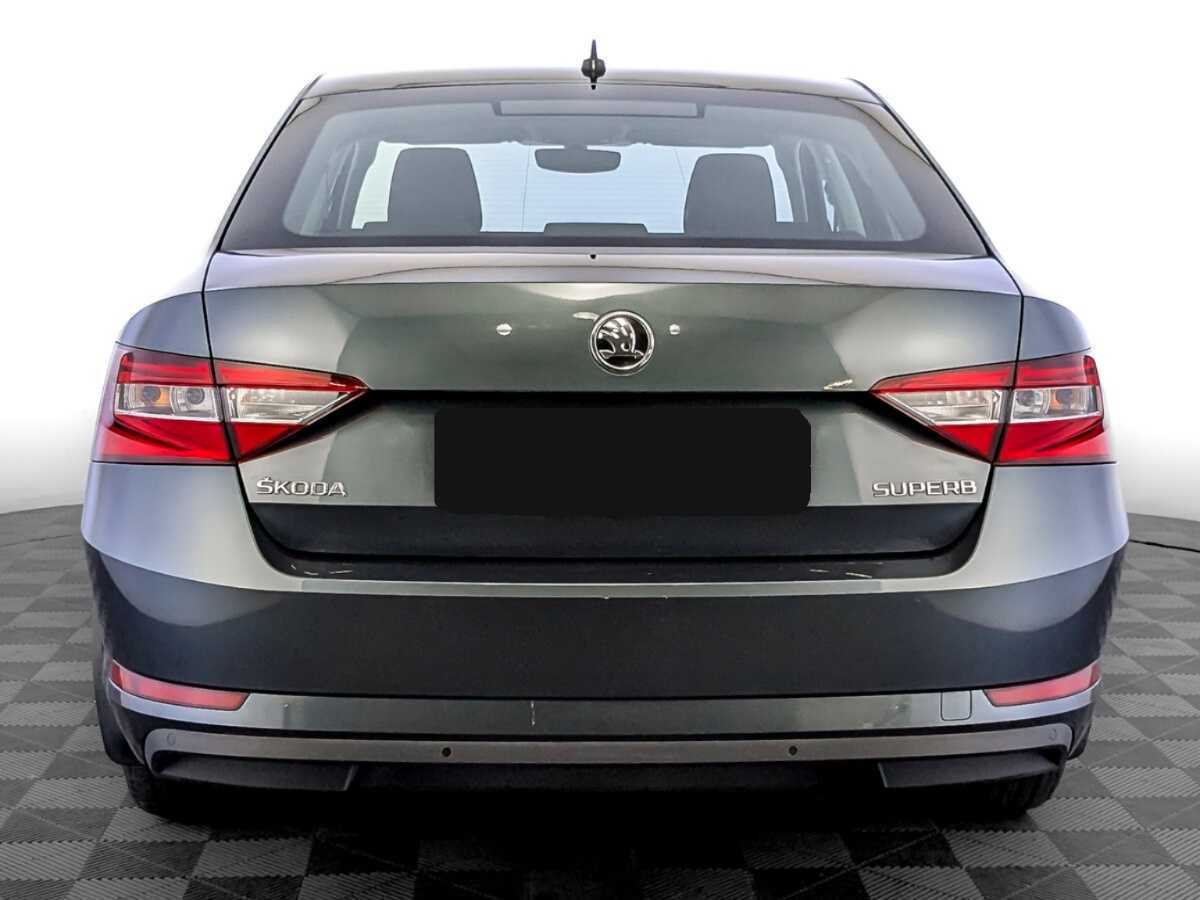 Купить Skoda Superb с пробегом. Фото: #5