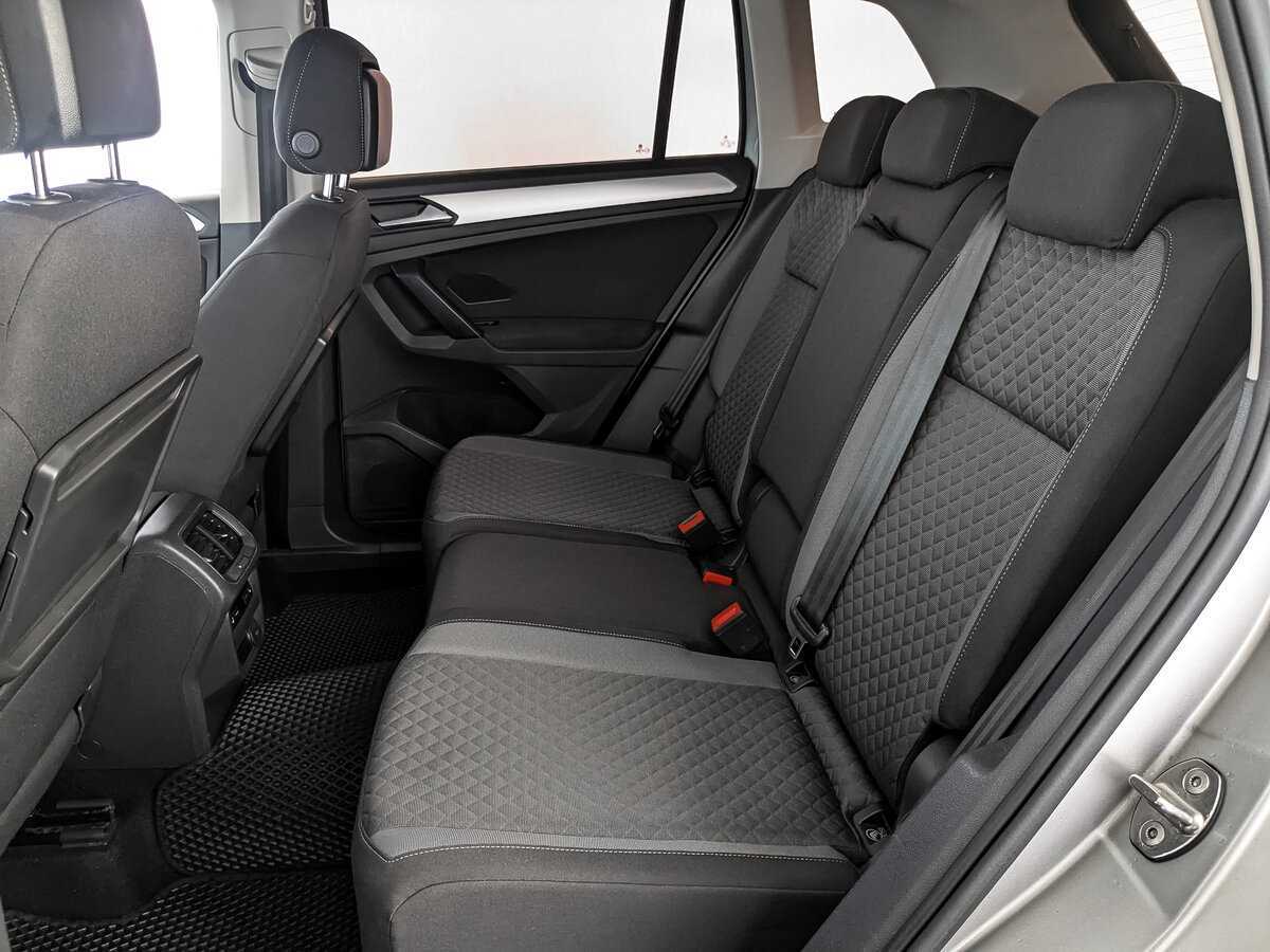 Купить Volkswagen Tiguan с пробегом. Фото: #13